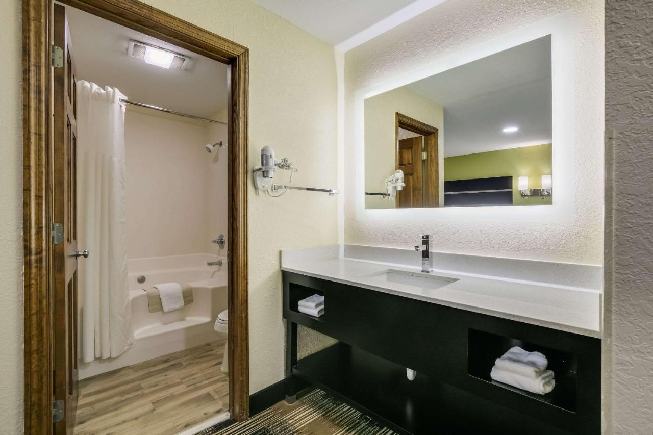 Quality Inn & Suites Mt Chalet Клейтън Екстериор снимка