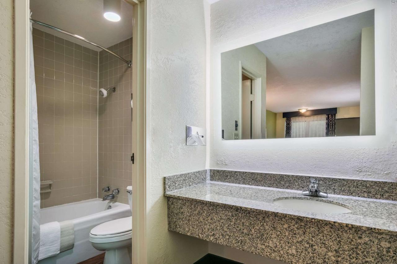 Quality Inn & Suites Mt Chalet Клейтън Екстериор снимка