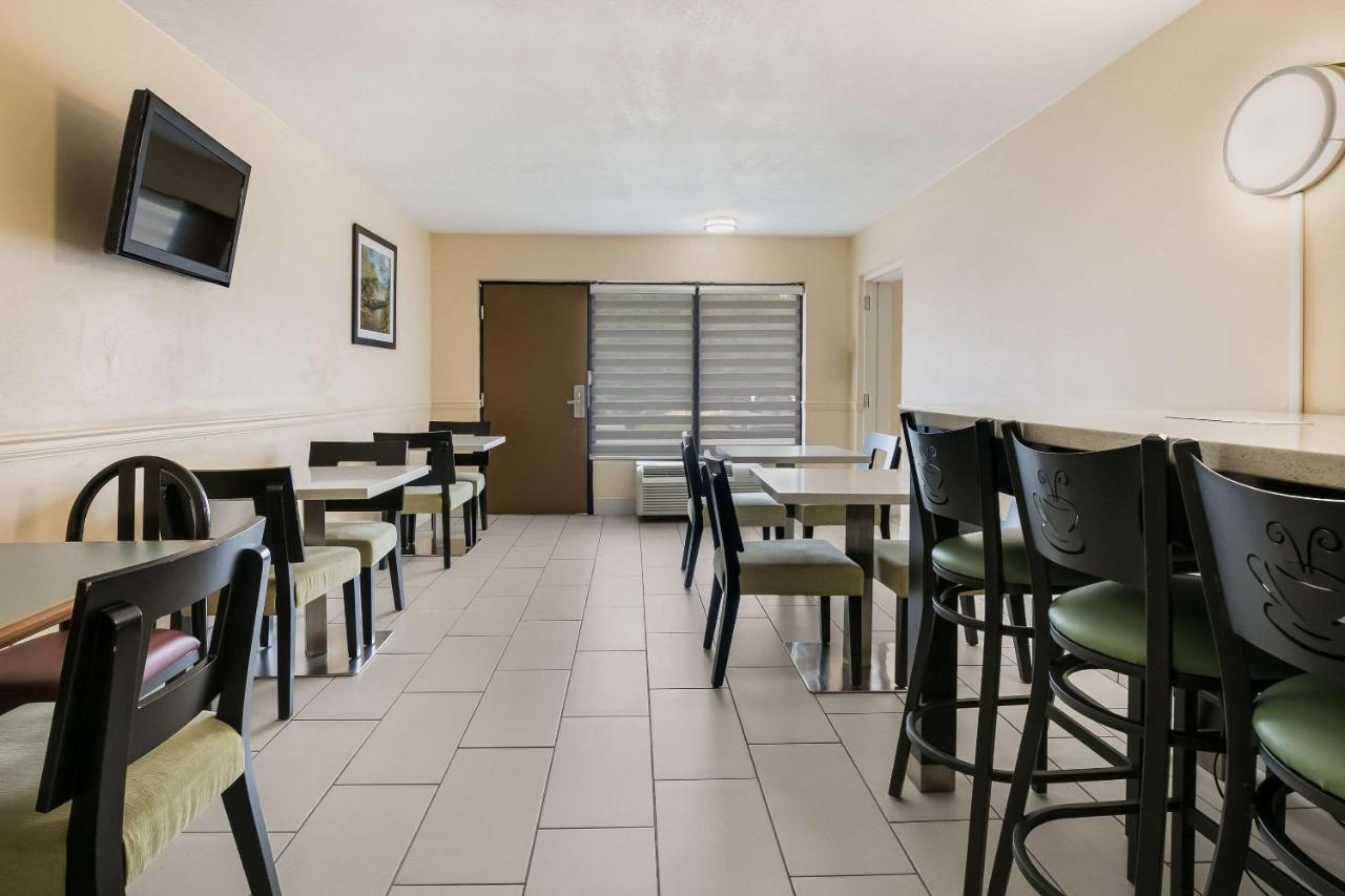 Quality Inn & Suites Mt Chalet Клейтън Екстериор снимка